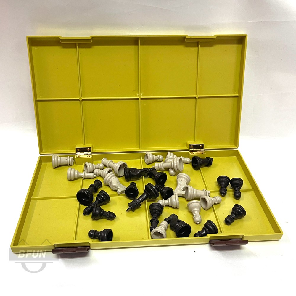 Bộ Cờ Vua Quốc Tế Bàn Nhựa Cao Cấp Trung Lê Board Game - Bàn Cờ Vua Mini/Cỡ Lớn Giá Rẻ- Đồ Chơi Trẻ Em Giải Trí BFUN