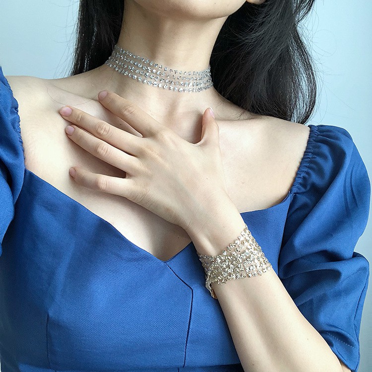 Choker kim tuyến