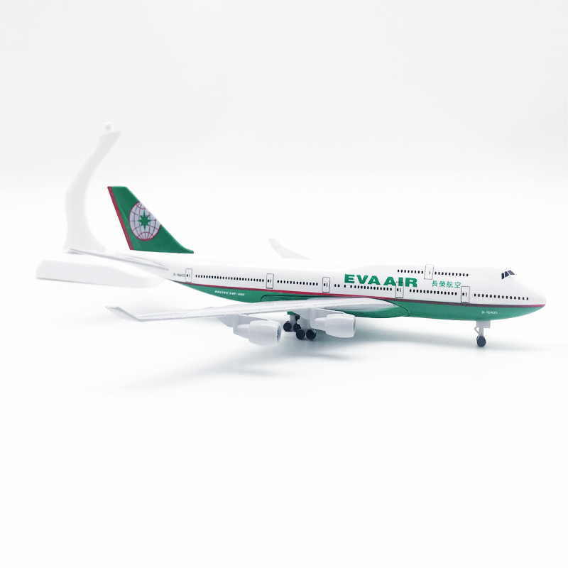 Mô Hình Máy Bay Đài Loan Boeing 747 B747 Bằng Hợp Kim Nhôm Kích Thước 16CM / 20CM