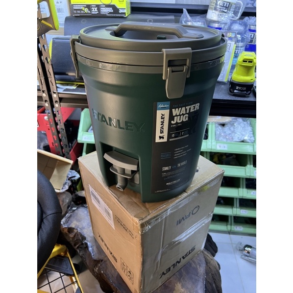 Thùng Nước Đá Giữ Nhiệt Stanley Adventure Fast Flow Water Jug 2G