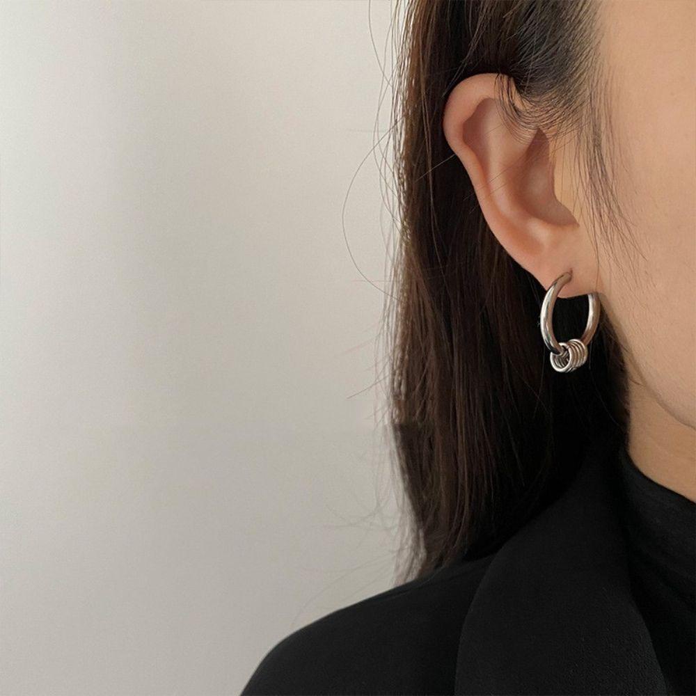 Khuyên Tai Dạng Cuộn Bằng Thép Không Gỉ Phong Cách Punk Hip Hop Cá Tính Dành Cho Nam Nữ