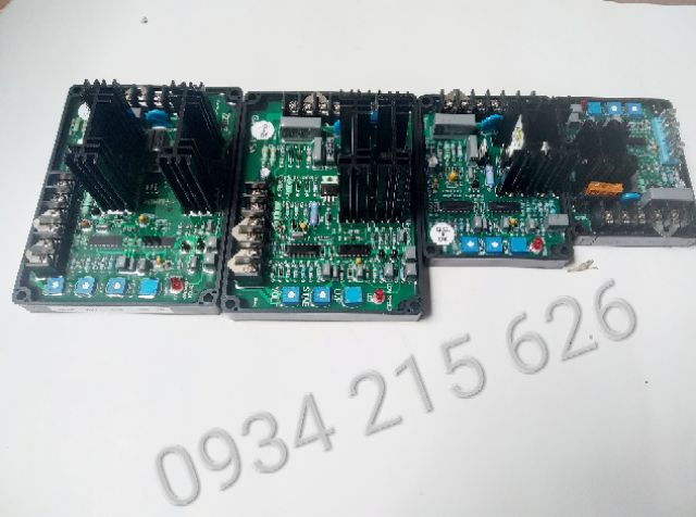 AVR -15A Bộ điều chỉnh điện áp máy phát điện.