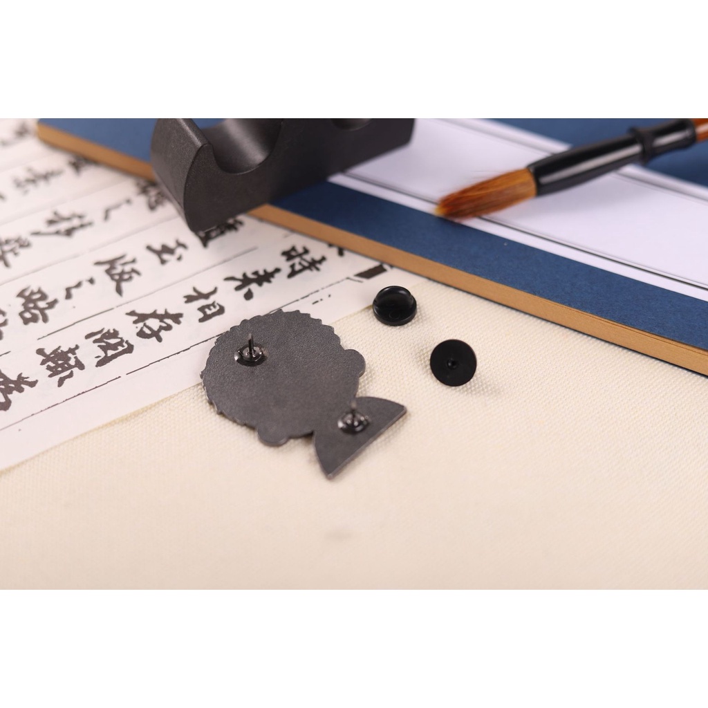 Ghim Cài Áo Hình Nhân Vật Hoạt Hình Anime Phong Cách Retro