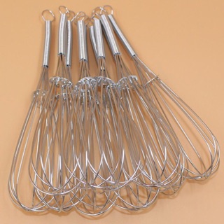 Dụng cụ đánh trứng bằng tay