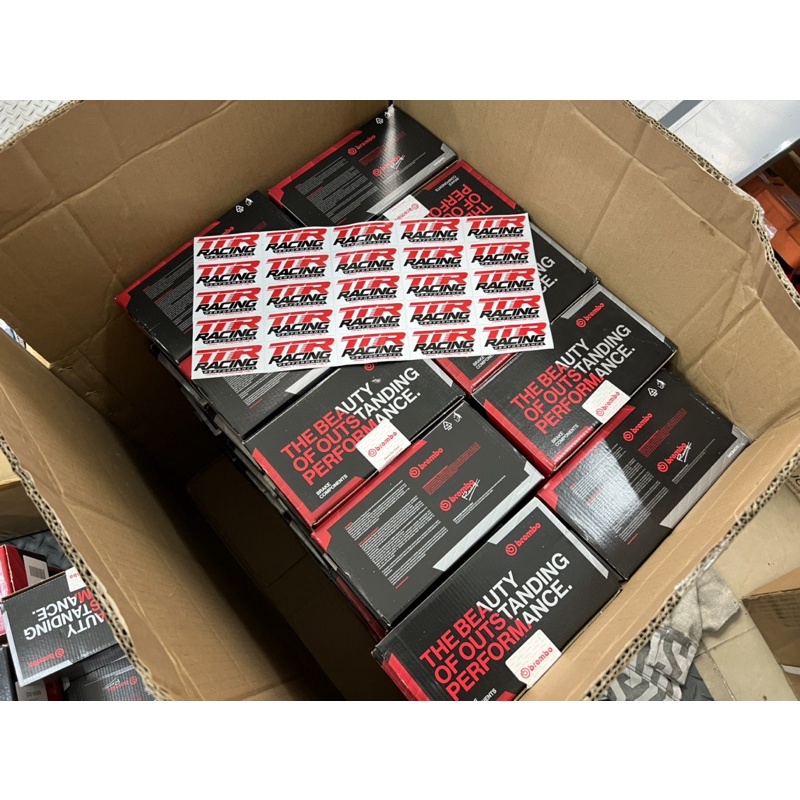 Heo dầu Brembo xám logo lớn hàng chính hãng Italia