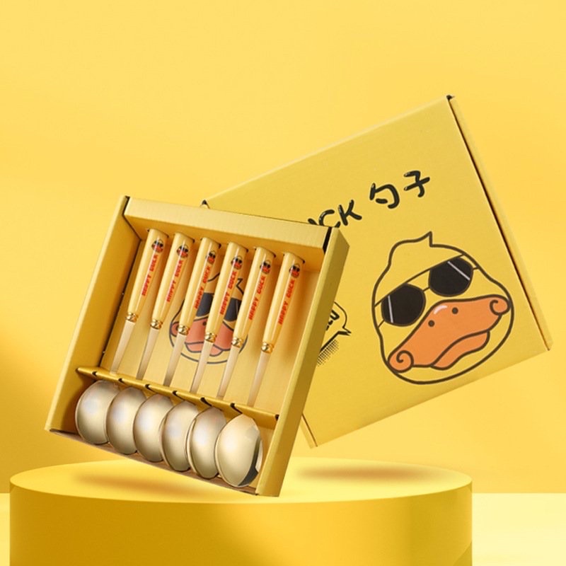 Bộ 6 thìa inox mạ vàng Vịt vàng Duck cán dài muỗng ăn ngộ nghĩnh full hộp