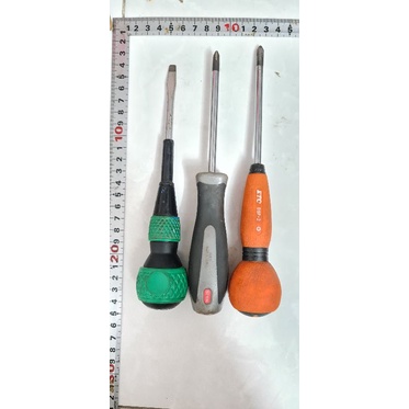 Cặp tuốc nơ vít, tua vít nhật bãi Vessel, KtC