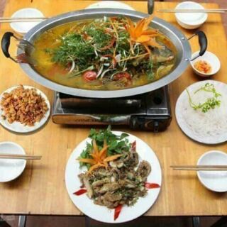 Khay lẩu cá chép om dưa