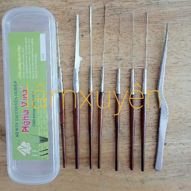 Bộ ráy tai  cao cấp NGHĨA VINA  thiết kế nhỏ gọn độc đáo ,chất liệu inox và gỗ an toàn,chuyên dụng cho salon