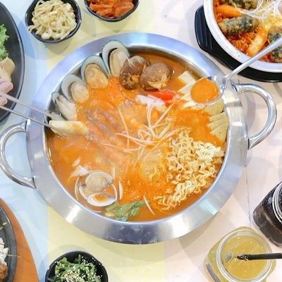 Combo Bánh Gạo Phô Mai Kèm Sốt và Phô Mai Mozzarella