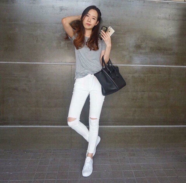 Quần Jeans Rách Gối