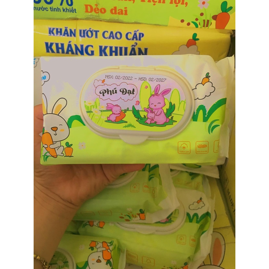 Khăn giấy ướt 120 tờ không mùi  hình con thỏ Phú Đạt date mới nhẩt