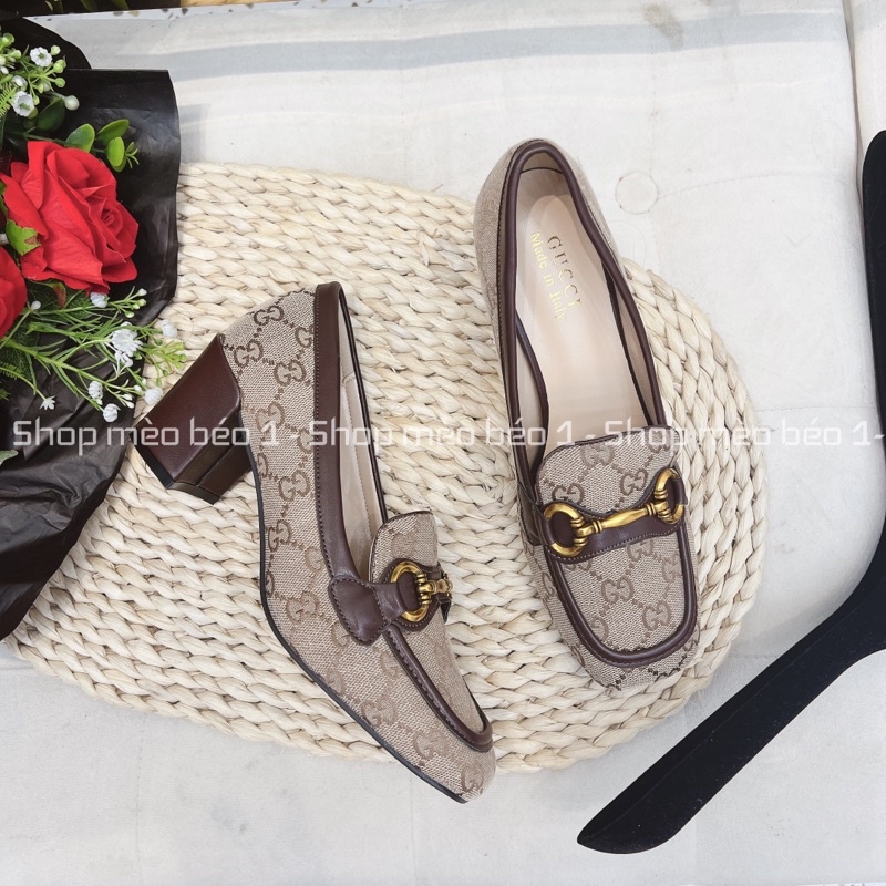 Giày cao gót gc hoạ tiết khoá ngang gót trụ fullbox