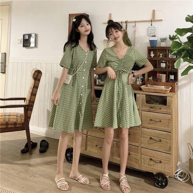 Váy kẻ cổ tim chất thô mềm, mẫu mới chất vải xịn - SHOP Q&amp;V