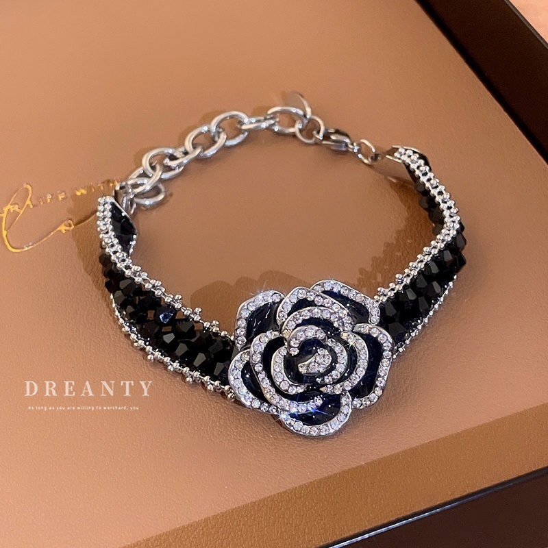 Vòng Đeo Tay Màu Đen Đính Hoa Trà Kim Cương Pha Lê Siêu Lấp Lánh Kiểu Pháp