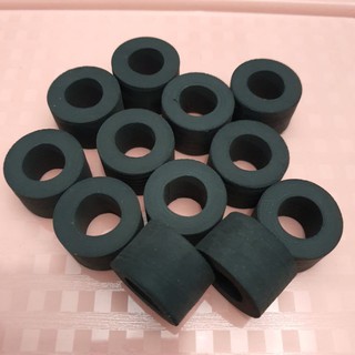 Đệm cao su giảm chấn 16*30*20 (lỗ trong 16mm, ngoài 30mm, dày 20mm)