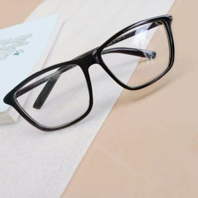 Kính V tây Bảo Thy | BigBuy360 - bigbuy360.vn