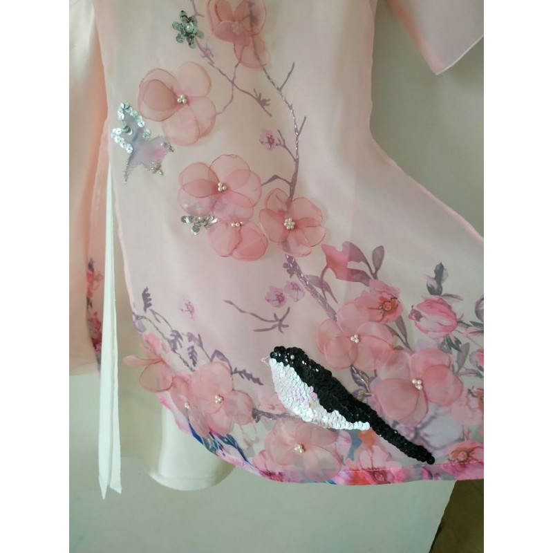 Áo dài cho bé gái xinh yêu