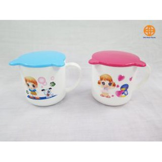 Ca cốc uống nước có nắp đậy cho bé