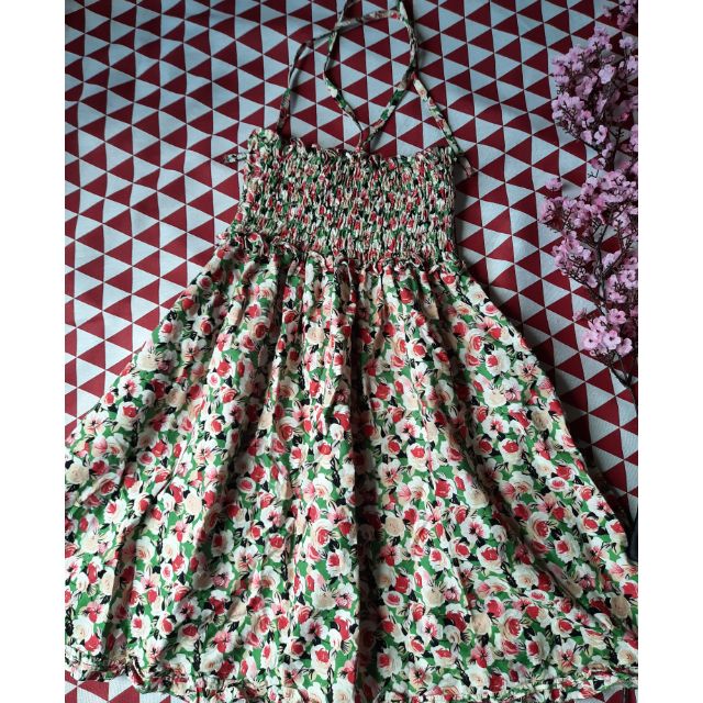 Đầm Zara Basic vnxk size L, 47 -60kg vừa.