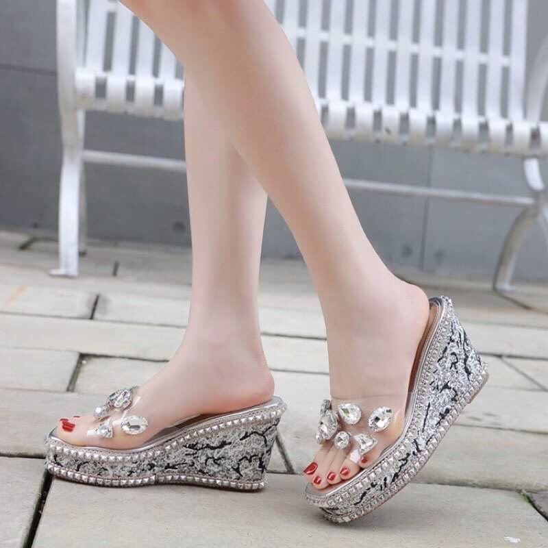 Dép nữ cao cấp kiểu dáng sang trọng QCNP3126