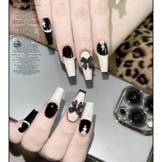 Nailbox móng úp thiết kế trắng đen phong cách tặng kèm keo dũa