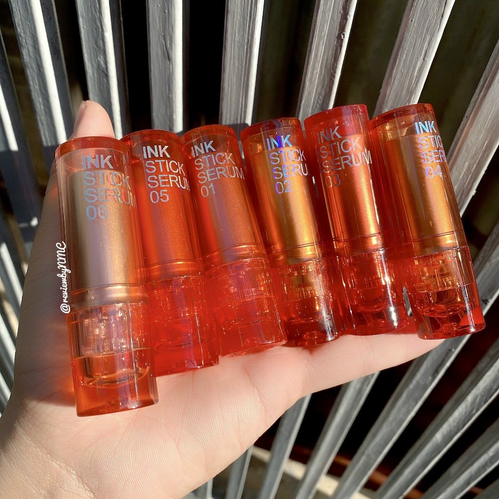 Gồm 17 món Makeup đầy đủ chất phấn mịn,son kem lì.Tặng kèm 1 Túi