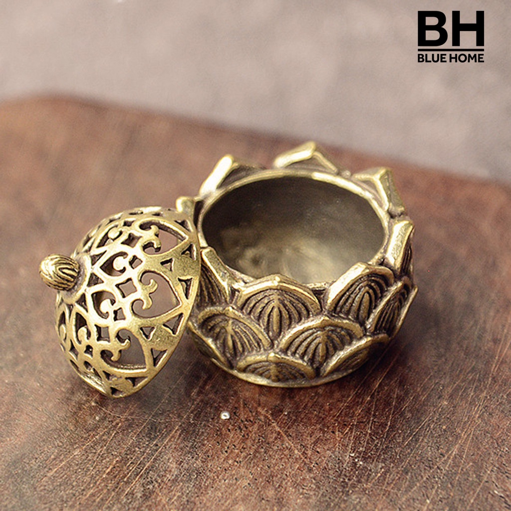 Lư hương đồng thau hình hoa sen trang trí bàn thờ