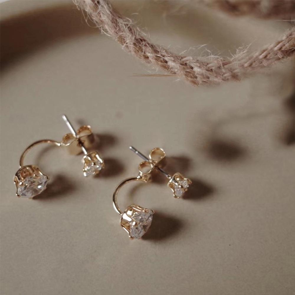 Bông Tai Hình Hoa Lily Đính Đá Đơn Giản Phong Cách Hàn Quốc Cho Nữ