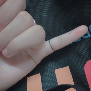 Nhẫn tròn BTS V