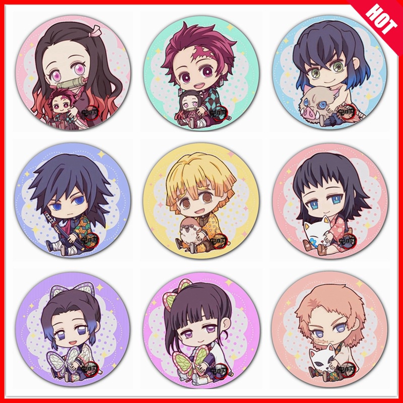 (NGỒI ÔM BIỂU TƯỢNG) Huy hiệu Kimetsu no Yaiba in hình anime chibi xinh xắn