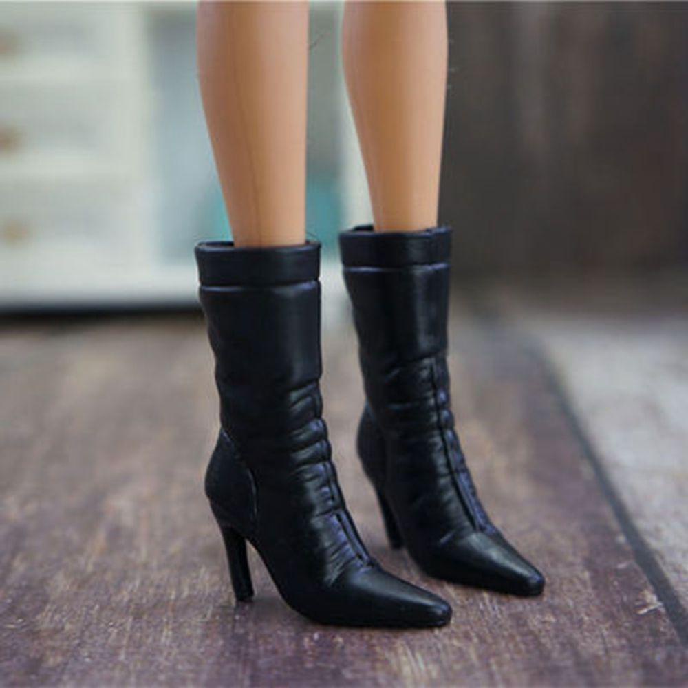 Giày Bốt Búp Bê Dài 2cm Bằng Nhựa Thời Trang