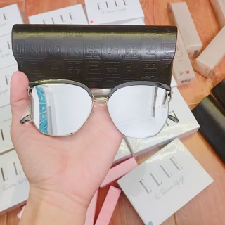 Kính mát - Nhật Hạ