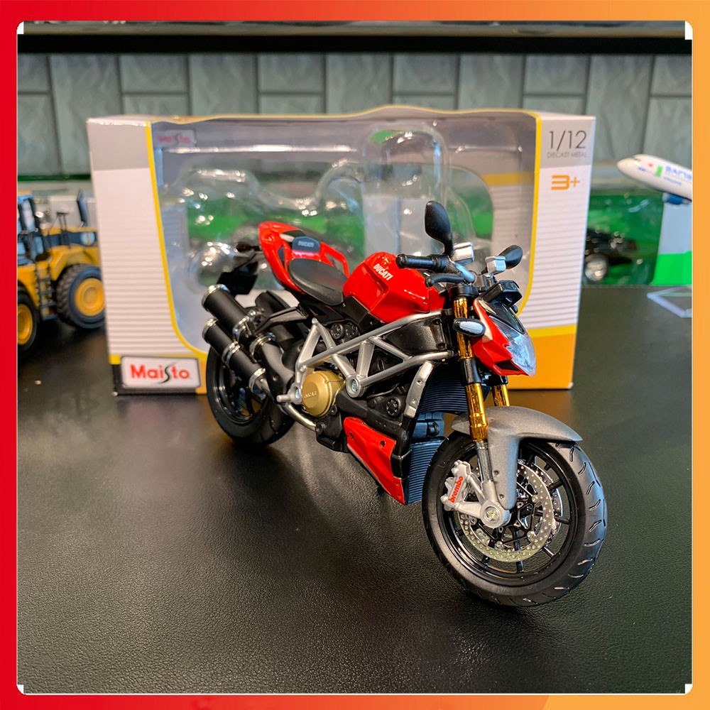 Xe mô hình Ducati Streetfighter S tỉ lệ 1:12 Maisto