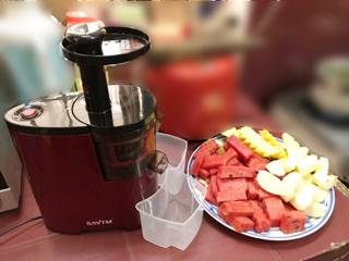 Máy ép chậm