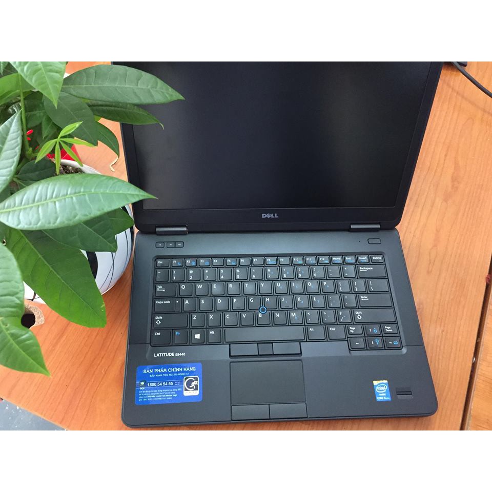 Laptop Dell Latitude 5440 i5 4300 ram 8G SSD 120G chơi game, giải trí