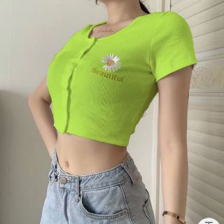 Áo croptop nút thêu bông cúc