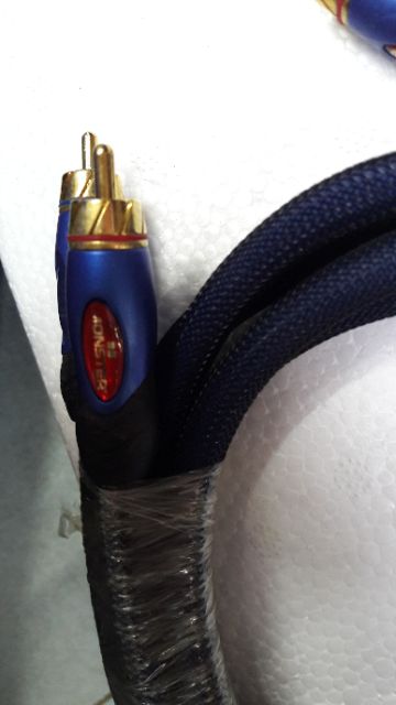 Dây av Monster bãi 1.5m