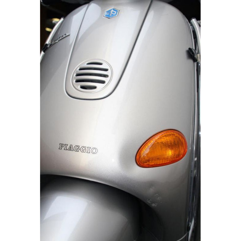Tem ngực trước xe vespa et8, et4