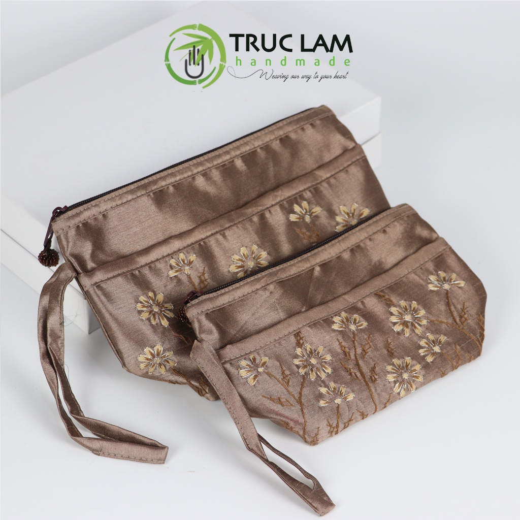 Ví Cầm Tay Nữ Vải Tafta Họa Tiết Hoa Cỏ Thêu Tay Set 2 Chiếc - Trúc Lâm Handmade