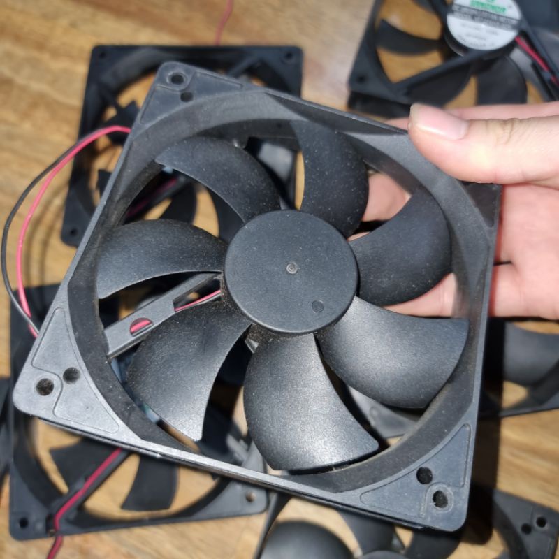 Quạt tản nhiệt 24v /0.15-0.25A cũ tháo máy