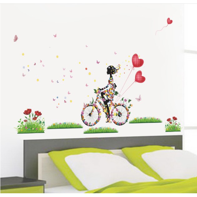 Decal trang trí Cô Gái Chạy Xe Đạp Hoa