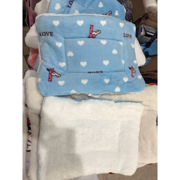 NỆM NẰM CHỐNG TRƠN CHO CHÓ MÈO