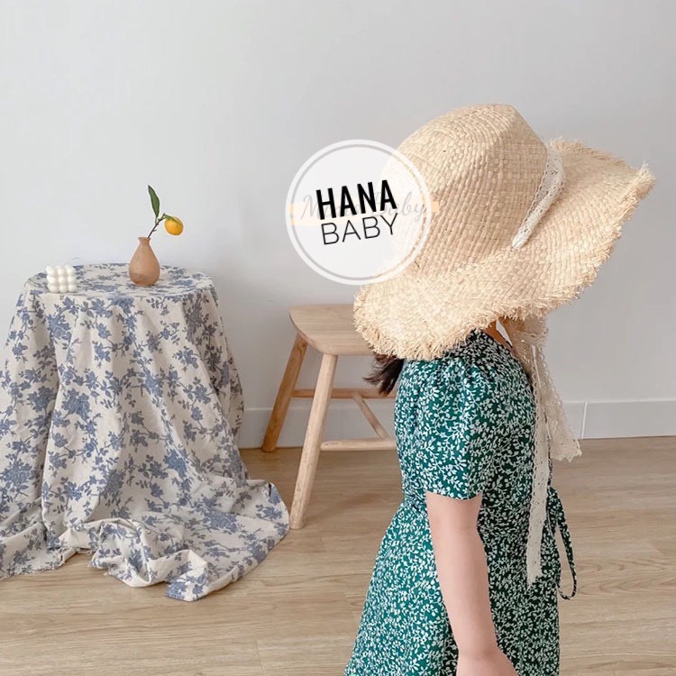 Mũ cói vành rộng đi biển thắt dây ren xinh xắn cho bé