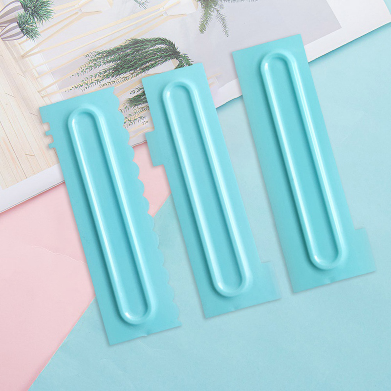 Dụng Cụ Chà Láng Bánh Kem Bằng Nhựa