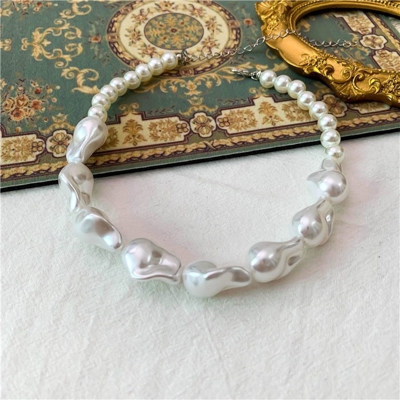 Vòng cổ Mặt Ngọc Trai Không Đối Xứng Phong Cách Retro Ins