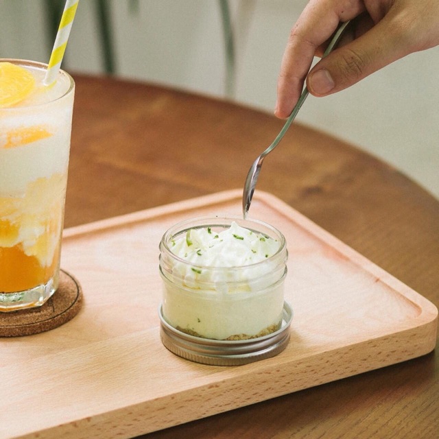 Hũ đựng caramen, sữa chua thuỷ tinh 100ml, nắp thiếc (chịu được nhiệt cao) | BigBuy360 - bigbuy360.vn