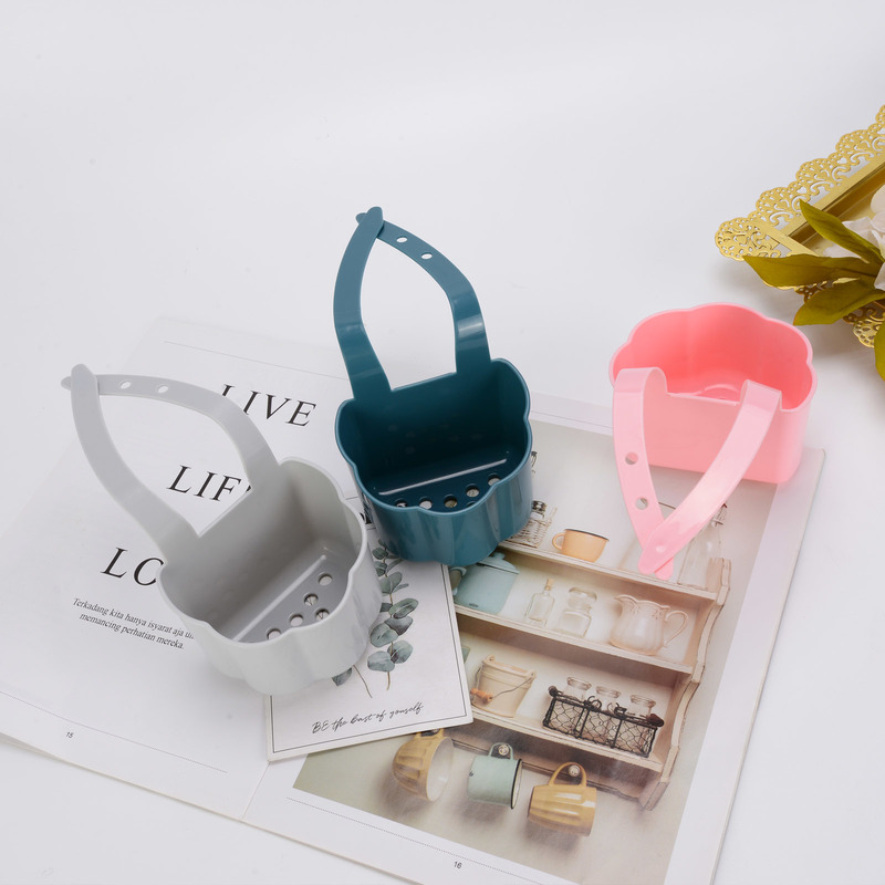 Giỏ đựng xốp rửa chén treo bồn giúp thoát nước thích hợp cho nhà bếp
