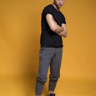 Áo thun Unisex Age2x màu đen