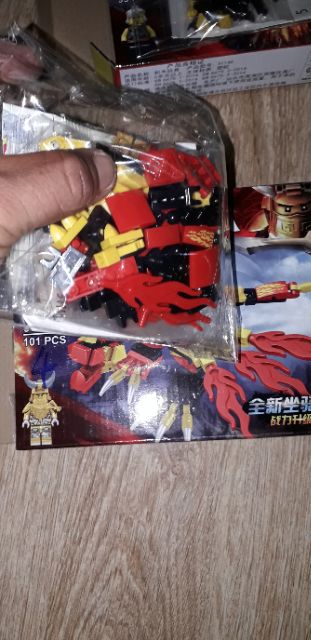 Lắp ráp Legoninja rồng 31140 có từ 95 chi tiết